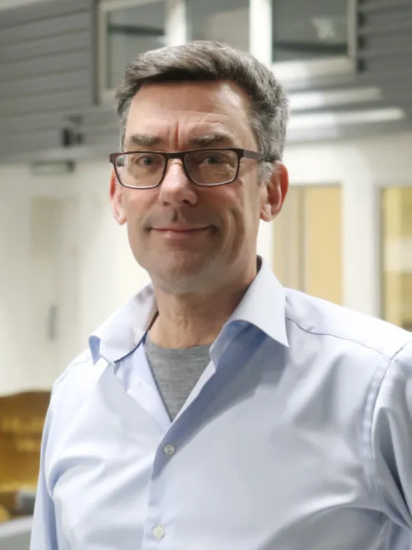 Robert Schmidth, Helgvärd
